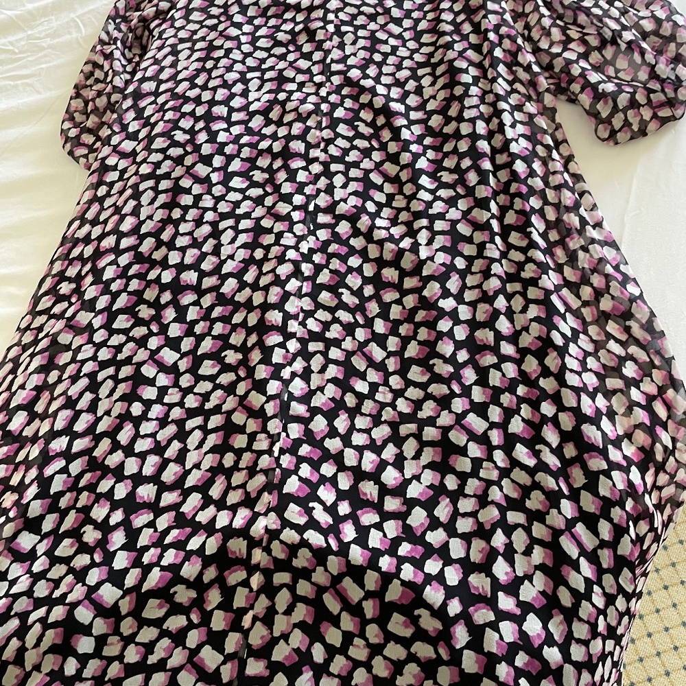 Dress - Picture 4 of 4